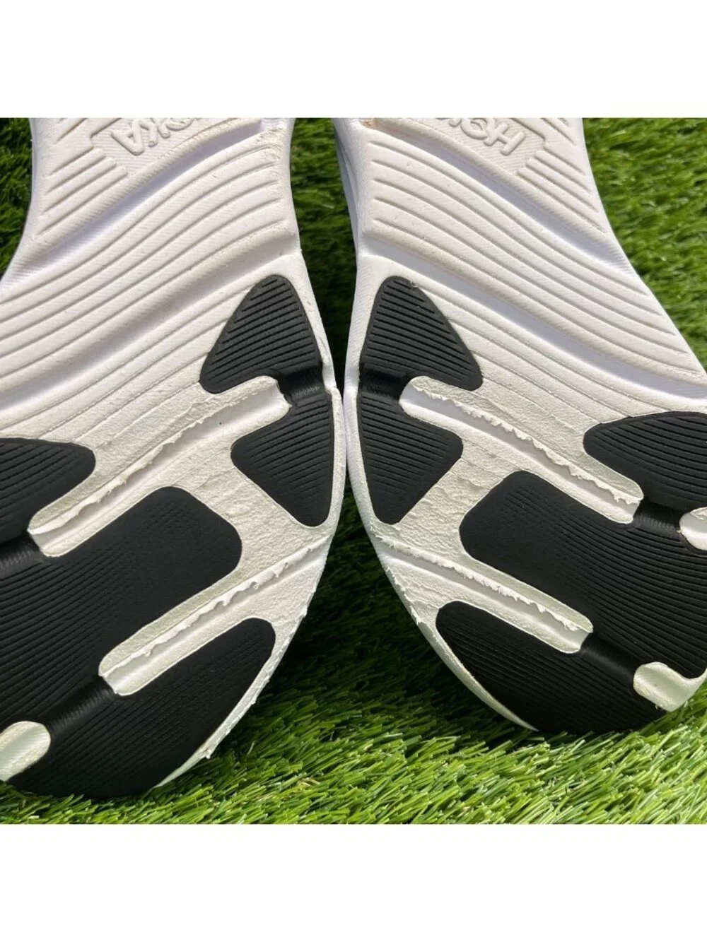 Hoka please review